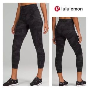 LULULEMON FAST and FREE High Rise Tight 25” Women’s Athletic Leggings